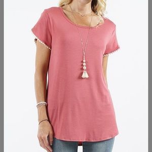 Brick Short Tulip-Sleeve Curved-Hem Tunic, M